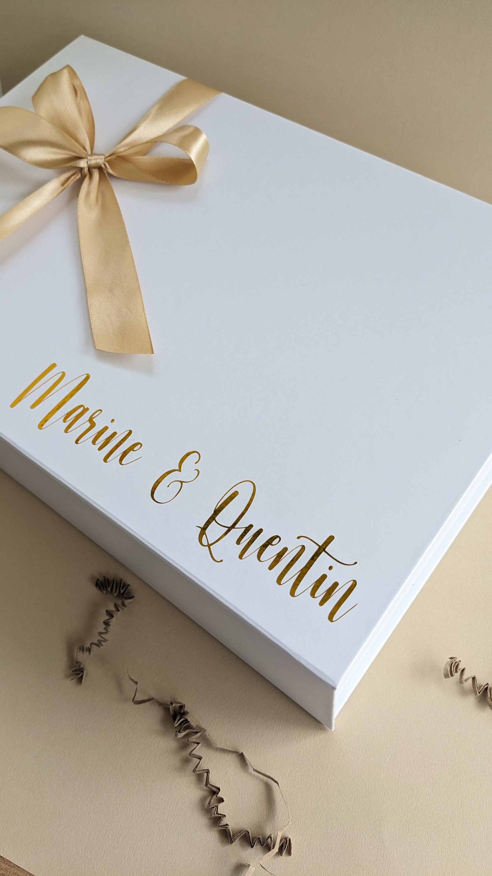 Coffret cadeau marié personnalisé flûte champagne couple cadeau anniversaire mariage personnalisé cadeau de noce jeune marié passeport duo