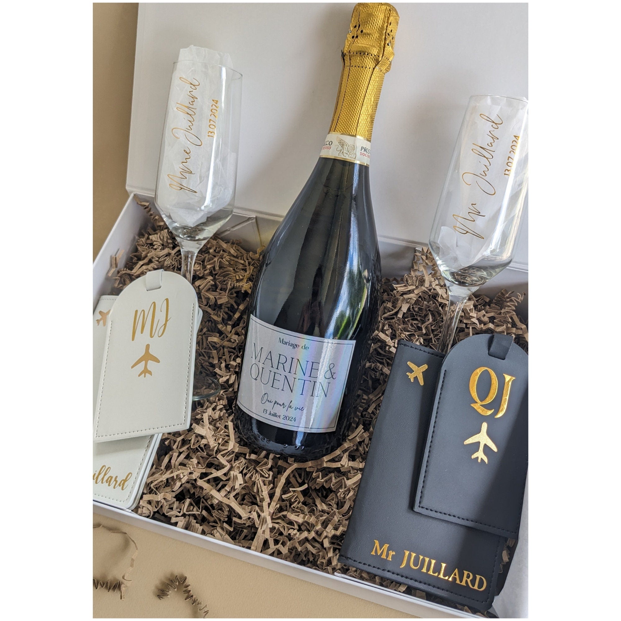 Coffret cadeau marié personnalisé flûte champagne couple cadeau anniversaire mariage personnalisé cadeau de noce jeune marié passeport duo